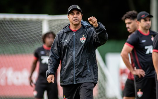 Com Dudu de volta, Vitória divulga lista de relacionados para a partida contra o Fortaleza