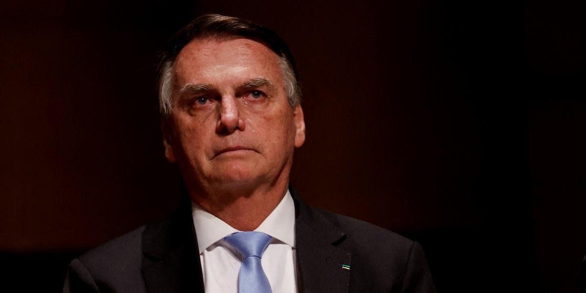 Bolsonaro poderá deixar prisão após cumprir 6 anos de pena; entenda