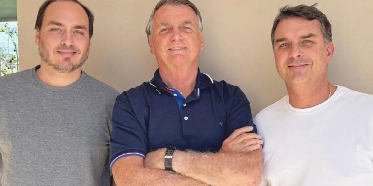 Carlos Bolsonaro critica escolta armada para o pai em hospital: “Humilhação de um homem honesto”