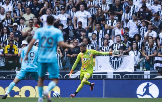 Everson, goleiro do Atlético-MG, denuncia assédio sexual sofrido pela sua filha após o jogo