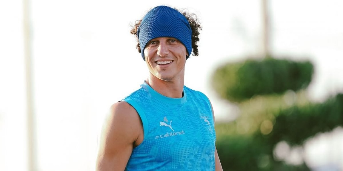 David Luiz em treino no Pafos