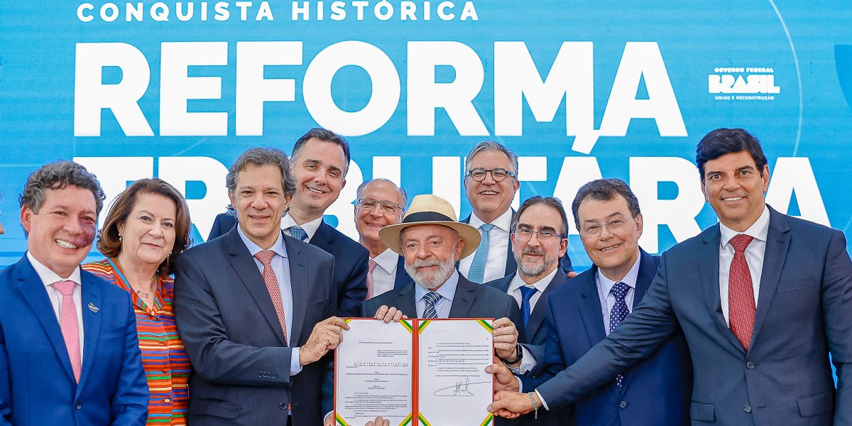 Lula durante cerimônia de sanção do Projeto de Lei Complementar nº 68/2024 de regulamentação da Reforma Tributária