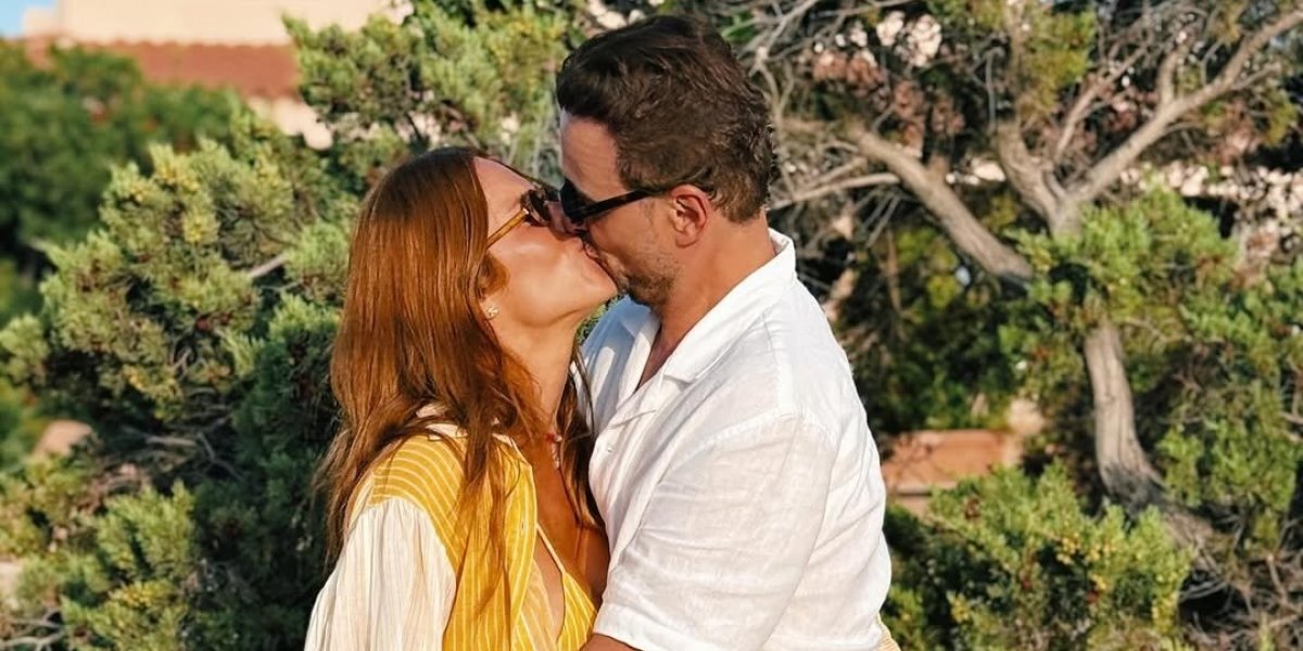 Giovanna Ewbank aos beijos com Leo Fuchs