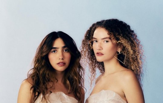 Dupla musical Anavitória lança álbum de surpresa nesta terça-feira (16)
