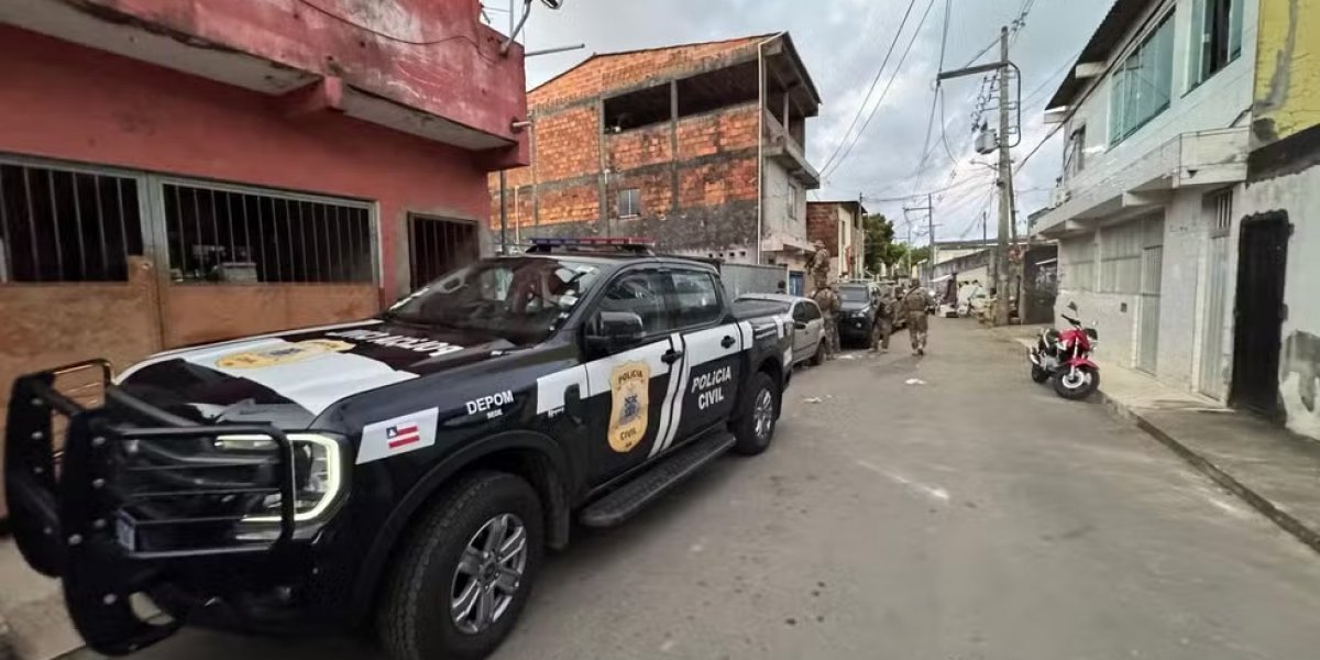 Polícia Civil deflagra Operação Réprobos contra facção criminosa em Salvador e RMS