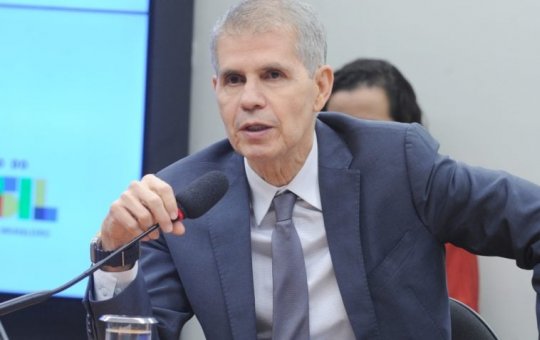 Sidônio Palmeira rebate acusações de envolvimento com 'Gabinete do Ódio' em audiência na Câmara