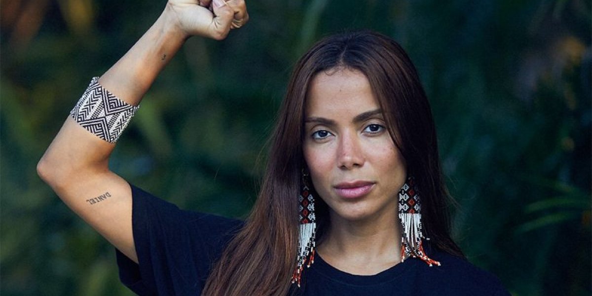 Anitta se opõe à PEC da Blindagem e pede mobilização contra anistia