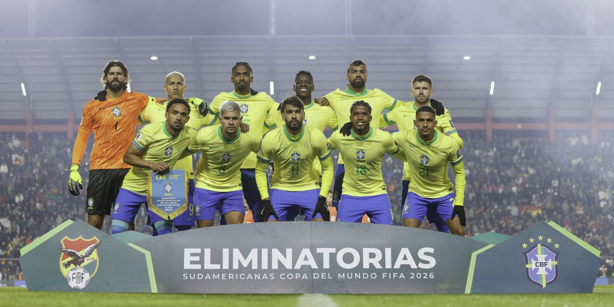 Seleção Brasileira antes do jogo contra a Bolívia