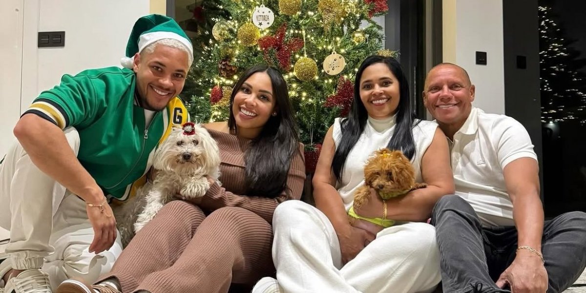 Mãe de Vitor Roque decide entrar na justiça após ter áudios sendo xingada pelo filho expostos