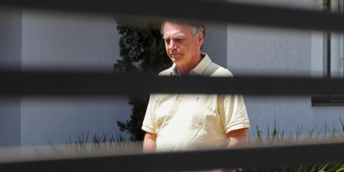 Bolsonaro em prisão domiciliar