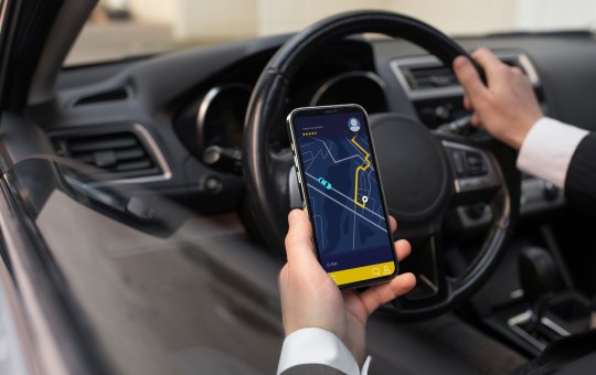 Passageiras não pagam viagem de Uber em Salvador e motorista se revolta: 'Passageira ladrona'