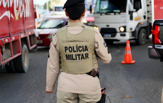 Dois suspeitos morrem após troca de tiros com a polícia em Lauro de Freitas