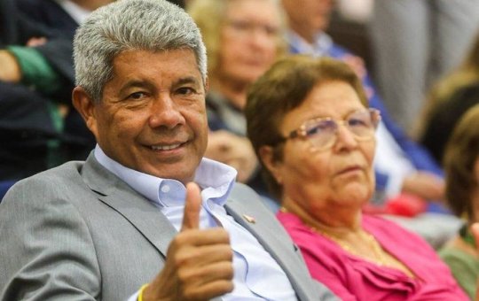 Jerônimo Rodrigues comemora que a PEC da blindagem foi rejeitada por unanimidade na CCJ
