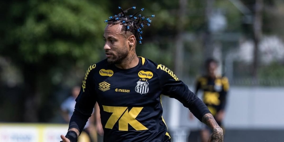 Neymar em treino do Santos