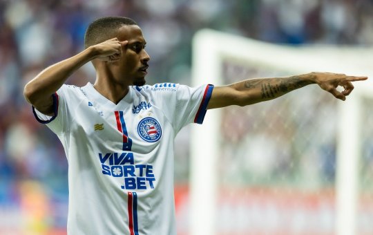 Ademir faz primeiro treino completo desde lesão e deve virar opção de Rogério Ceni