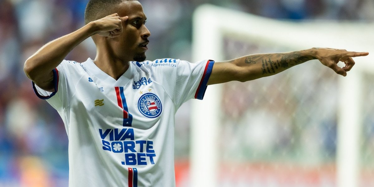 Ademir faz primeiro treino completo desde lesão e deve virar opção de Rogério Ceni