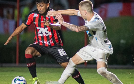 Grêmio x Vitória: Onde assistir, prováveis escalações e arbitragem