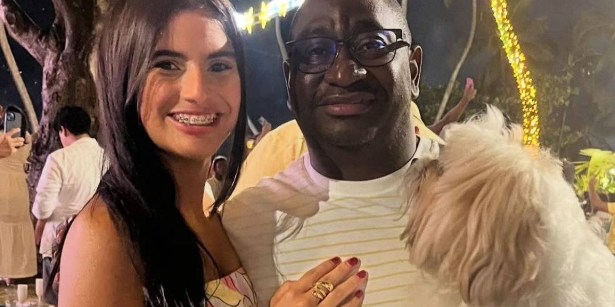 Cinco meses após ser acusado de agressão, João Neto anuncia que reatou com ex: 'To noivo'