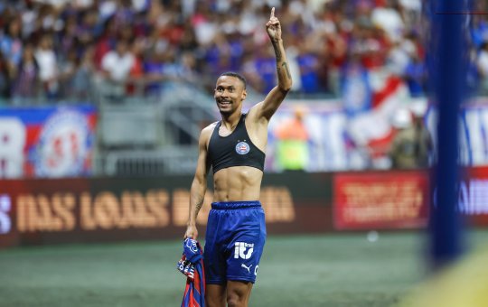 O sol brilhou após a tempestade: Bahia renasce com triunfo sobre o Palmeiras