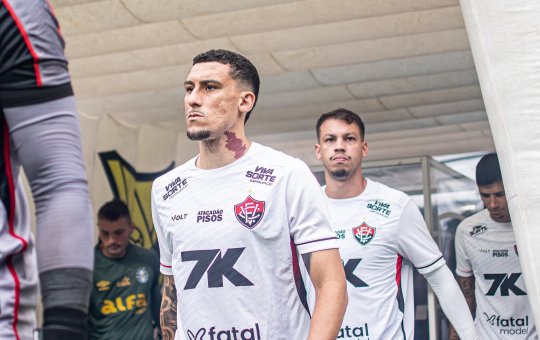 Após derrota diante do Grêmio, Vitória atinge 80% de chance de rebaixamento para Série B