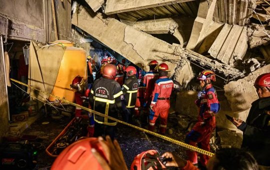 Colapso de escola na Indonésia deixa 59 desaparecidos: ‘Não há mais sinais de vida’