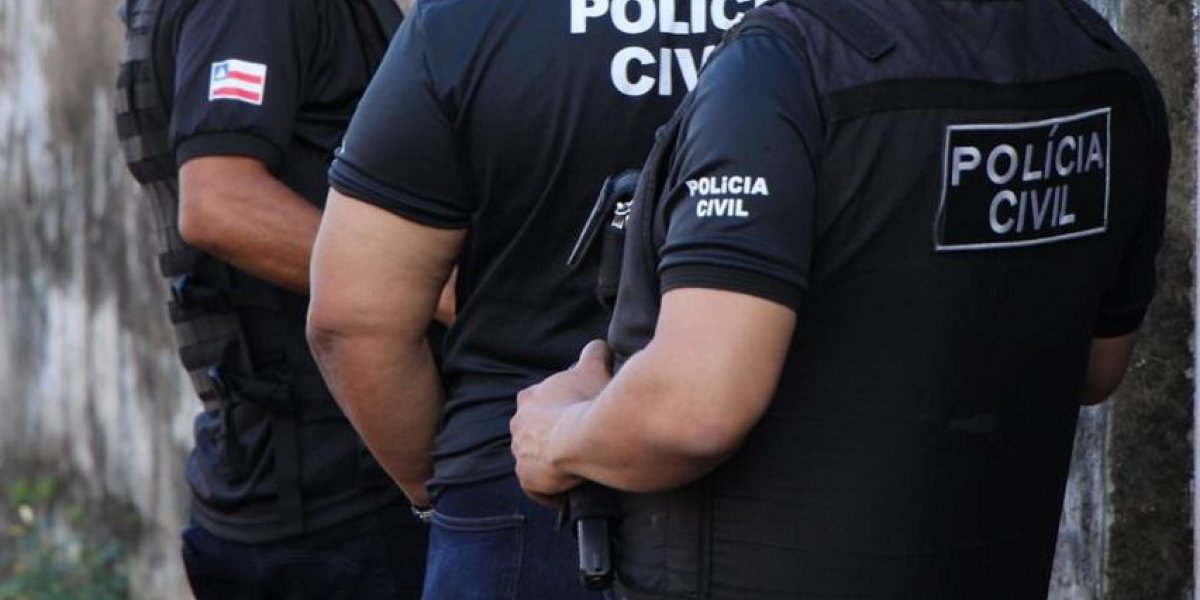 Homem é assassinado na frente dos filhos enquanto os levava à escola na Bahia