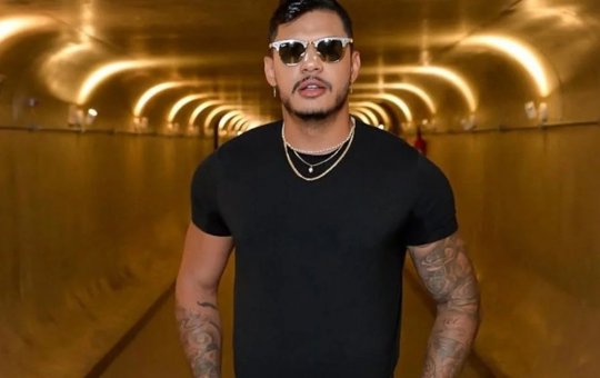 Rapper Hungria é internado com suspeita de ingestão de 'bebida adulterada', diz assessoria