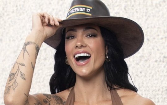 Rayane Figliuzzi conquista chapéu da Fazendeira e divide internet