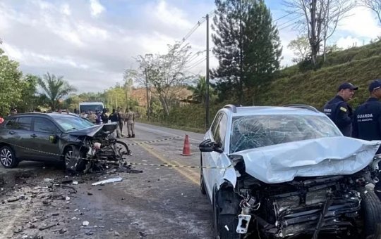 Tio e sobrinho morrem em colisão entre veículos na BR-101 em Camacan