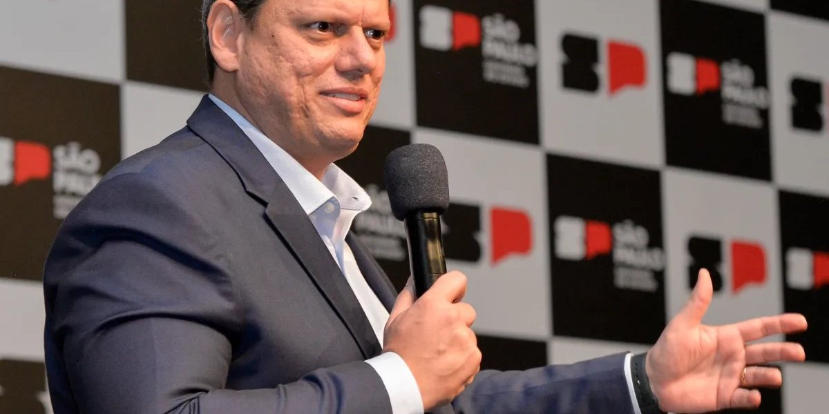 Vídeo antigo de Tarcísio de Freitas criticando isenção do IR volta a circular nas redes