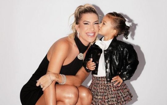 Lore Improta desabafa sobre saúde da filha Liz: “Não consigo lidar bem com ver ela doente”