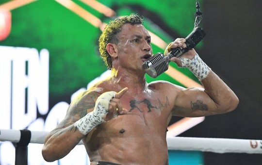 Entre lágrimas, Popó anuncia aposentadoria definitiva após confusão no Fight Music Show