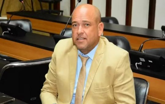 Alba recebe notificação sobre prisão de Binho Galinha, que segue detido preventivamente