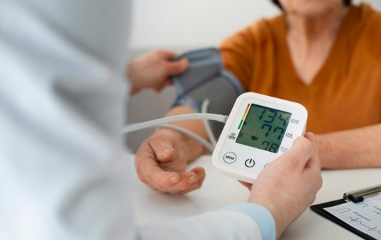 Pressão 12 por 8 não é mais 'normal': entenda a nova classificação