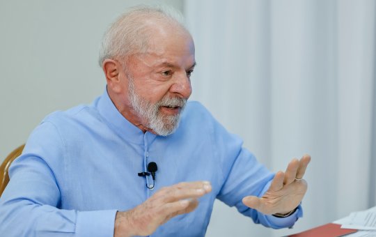 Lula entende que será "muito difícil" para alguém ganhar dele nas eleições de 2026