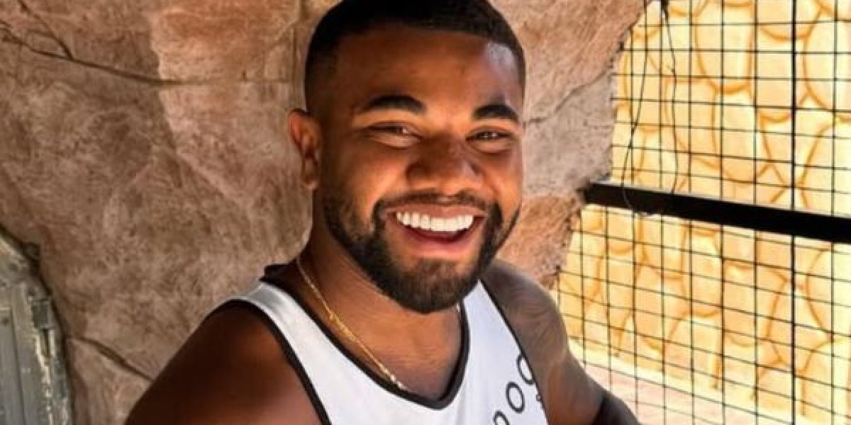 Davi Brito vira alvo de críticas durante ação solidária no Dia das Crianças em Salvador: “Se estressou com moradores”