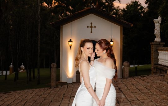 Juntaram as escovas: Mari Fernandez e Júlia Ribeira se casam nesta terça-feira