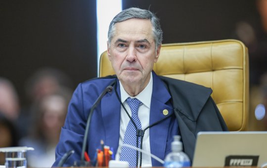 Ministro do STF, Luís Roberto Barroso, recebe alta após internação em Brasília
