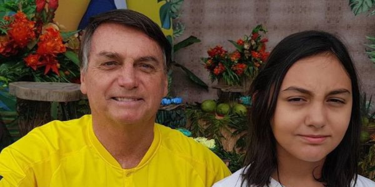 Bolsonaro pede autorização à Justiça para fazer festa de 15 anos da filha