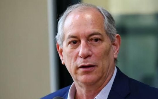 Ciro Gomes deixa o PDT após aproximação do partido com PT do Ceará