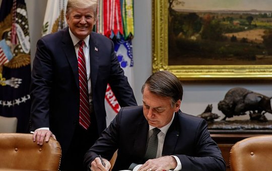 PF encontra anotações de Bolsonaro sobre Trump e invasões ao Capitólio e 8 de Janeiro