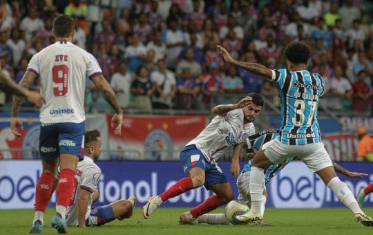 Bahia x Grêmio: Onde assistir, prováveis escalações e arbitragem
