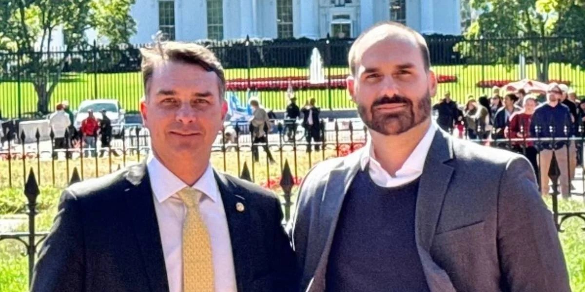 Flávio Bolsonaro viaja aos EUA para conter Eduardo e investigar aproximação entre Lula e Trump
