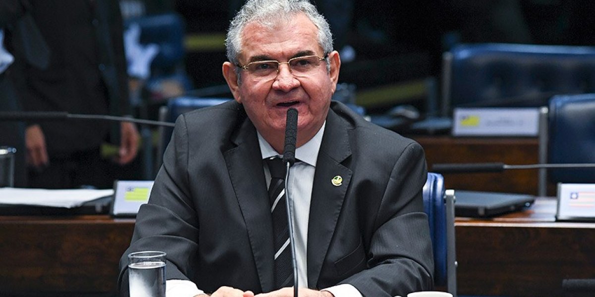 “Sou candidatíssimo”, diz Angelo Coronel após possível candidatura de Rui ao Senado