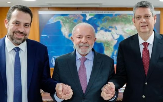Lula confirma rumores e anuncia Boulos como novo ministro da Secretaria-Geral da Presidência