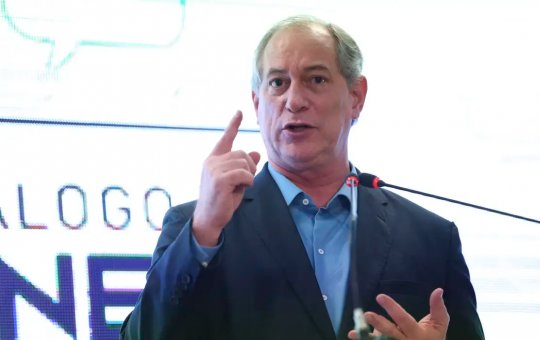 Após perder grandes nomes, PSDB aposta em Ciro Gomes e antigas lideranças para se reerguer