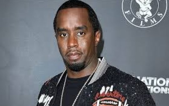 Sean Combs, o "P. Diddy", sofre ataque com faca dentro da cela