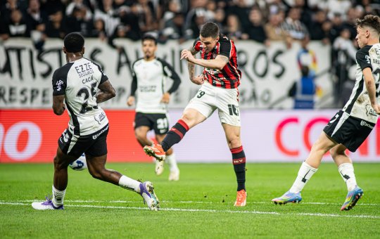 Vitória x Corinthians: Onde assistir, prováveis escalações e arbitragem