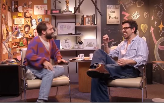 Após conversas vazadas com Gracyanne Barbosa, João Vicente vira alvo de piadas em podcast