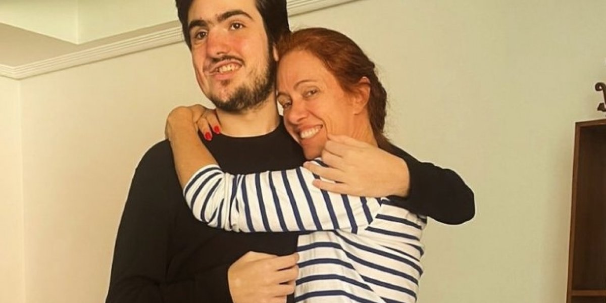 Bel Kunter compartilha registro dançando com filho que tem doença rara e emociona seguidores